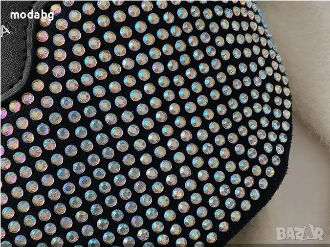 Дамска чанта бананка, снимка 1