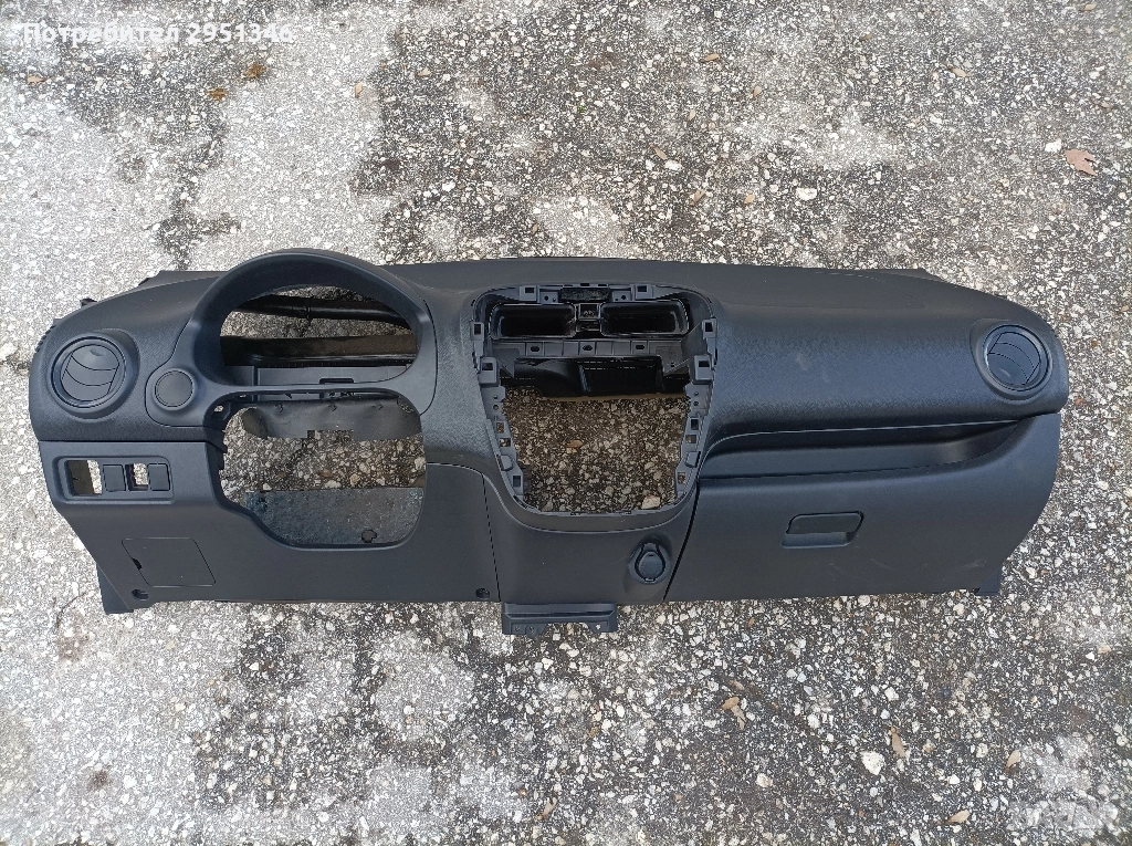 Арматурно табло Mitsubishi Space Star Mirage , снимка 1