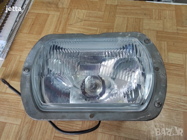 Нов фар за Москвич, снимка 2 - Части - 52185665