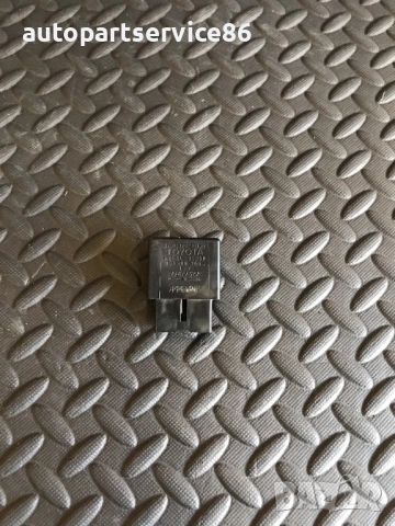 Реле за Toyota Avensis 2.0 D4D (2009-2014) 895A0-30010