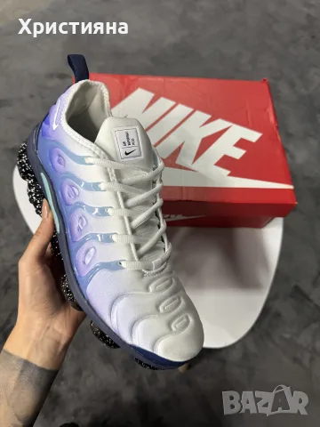 Nike Air VaporMax Plus Blizzard, снимка 2 - Маратонки - 56442546
