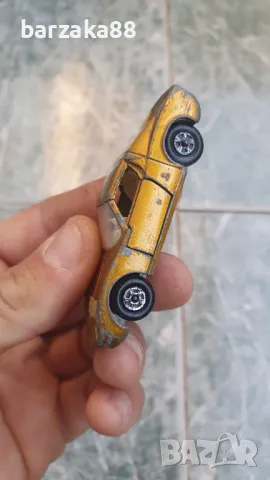 Количка lamborghini miura matchbox lesney, снимка 3 - Колекции - 47760778