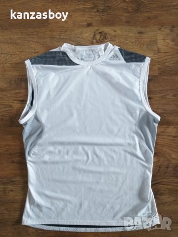adidas techfit - страхотeн мъжки потник КАТО НОВ, снимка 4 - Други - 40339943