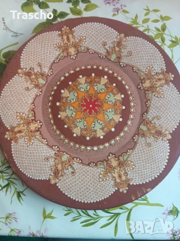 Дървена чиния , снимка 2 - Антикварни и старинни предмети - 50498339