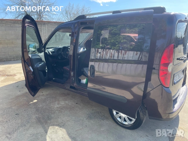 Fiat Doblo 1.6 Multidjet, снимка 13 - Автомобили и джипове - 54338472