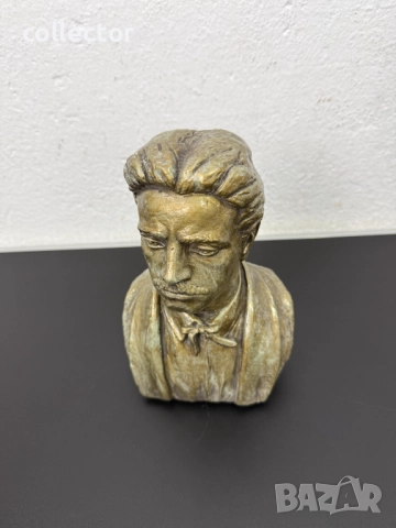 Бронзиран бюст на Васил Левски. №7781, снимка 3 - Антикварни и старинни предмети - 52881374