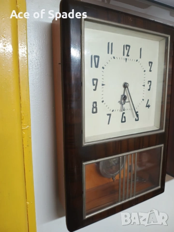 Стар Стенен Часовник ЯНТАР Сделано в СССР Работещ , снимка 4 - Антикварни и старинни предмети - 53898779