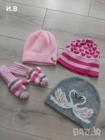 Лот шапки за бебе, снимка 1 - Бебешки шапки - 31457029