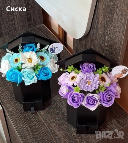 Тематични букети със 11 броя сапунени цветя от пластечен сапун за абитуриенти💃🏼 или абсолвенти, снимка 4 - Подаръци за жени - 49792923