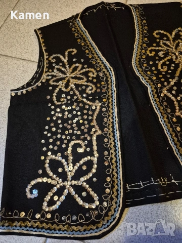 Автентичен елек, снимка 3 - Антикварни и старинни предмети - 53327884