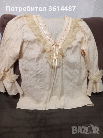 Елегантна блуза