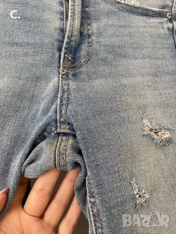 Дамски дънки Stradivarius, снимка 4 - Дънки - 53176218