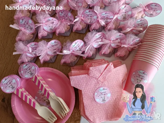 Украса за бебешка погача "Зайче с розова рокля '' , снимка 10 - Декорация - 48647016