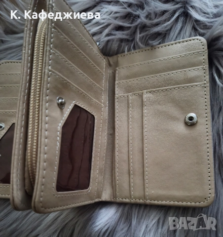 Дамско портмоне, снимка 5 - Портфейли, портмонета - 52378559
