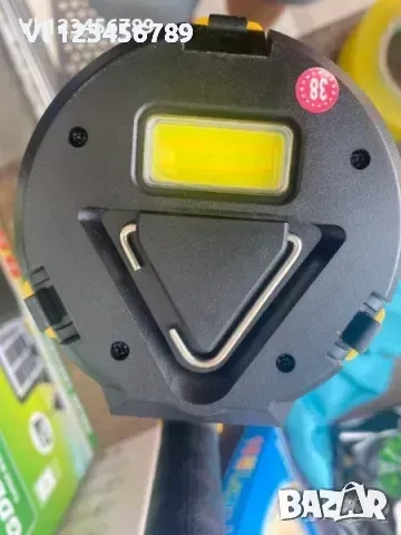 Мощен мултифункционален прожектор W5165-1, снимка 5 - Къмпинг осветление - 52147101