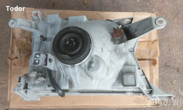ляв фар Toyota Land cruiser 90, снимка 3 - Части - 50218924