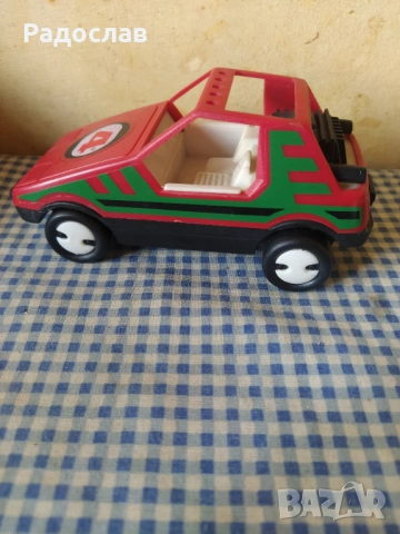 стара механична количка 