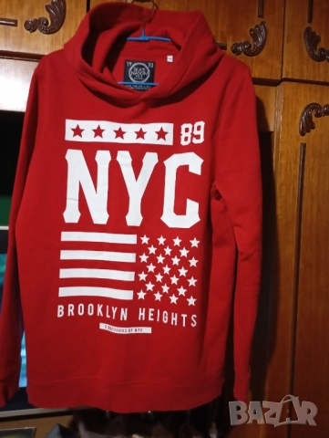 Skate Nation Red Hoodie "NYC BROOKLYN HEIGHTS" Size S/M