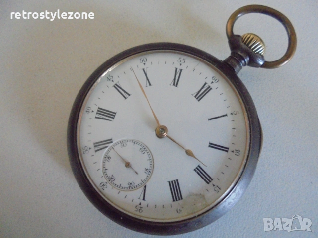 № 8563 Стар джобен часовник – военен стил, снимка 2 - Антикварни и старинни предмети - 54101594