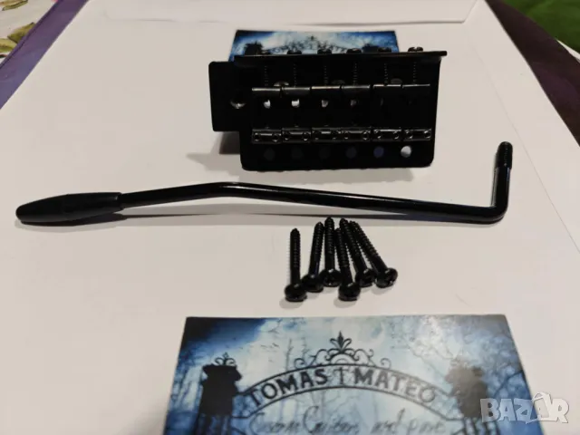 Черно Squier Style Tremolo