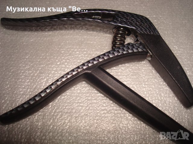 Каподастер за класическа китара, снимка 2 - Китари - 31163355