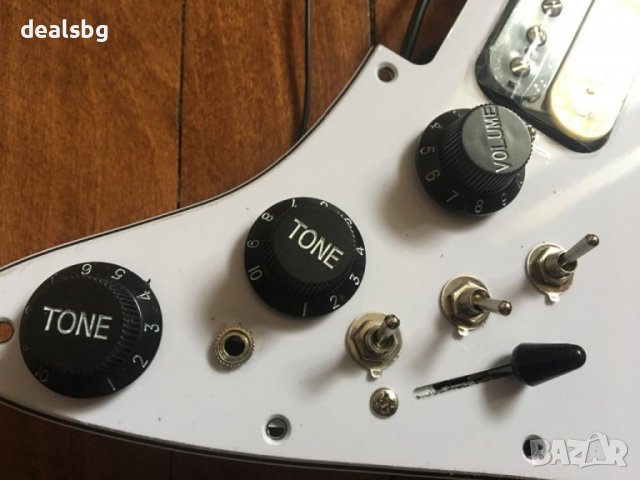 HSS оборудван пикгард,релси на сингли, снимка 2 - Китари - 38303878