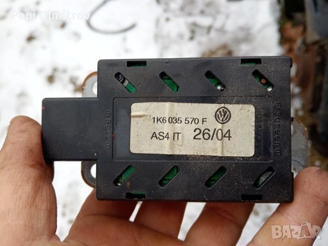 Антенен Усилвател Фолксваген Голф 5 VW Golf 5 1K6035570F, снимка 4 - Части - 53201407