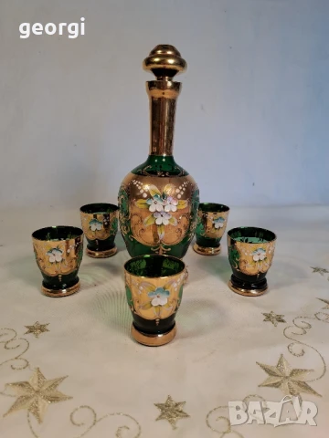 декантер с пет чаши Bohemia цветно стъкло с позлата , снимка 2 - Антикварни и старинни предмети - 50885962