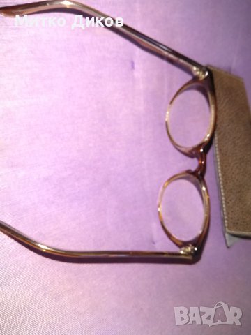 Очила с диоптер +2,5 маркови на Кони с кожено калъвче унисекс, снимка 8 - Слънчеви и диоптрични очила - 40487523