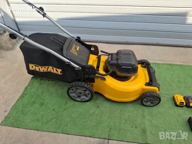 Акумулаторна косачка DeWALT DCMW564