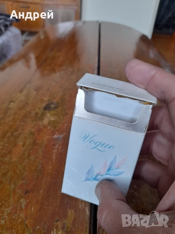 Кутия от цигари Vogue, снимка 6 - Колекции - 52940645