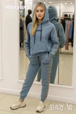 Дамски ватирани комплекти Guess - два цвята - 31€, снимка 1 - Спортни екипи - 53027146