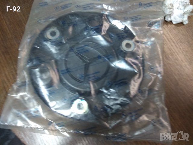A6114000025**NEU**MERCEDES Тас / капачка на колелото с 6 дупки, снимка 2 - Части - 31801144