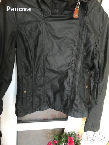Продавам чисто ново марка BENCH  яке непромокаемо , снимка 8 - Якета - 37550609