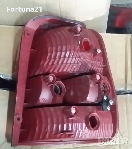 Kia Carnival - оригинален стоп, снимка 2 - Части - 53926622