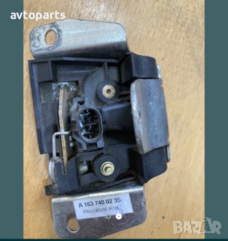 Mercedes w163 ML 2003година ключалка брава эаден капак, снимка 2 - Части - 40383243