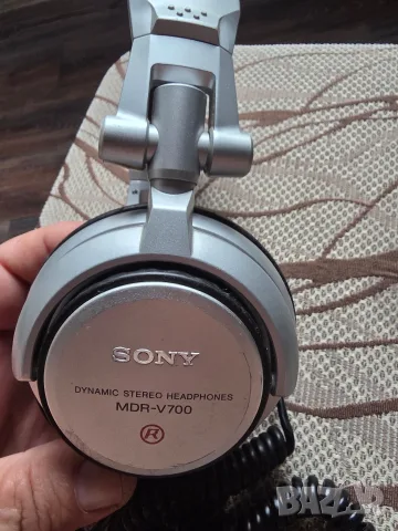 Продавам слушалки Sony MDR 700, снимка 2 - Слушалки и портативни колонки - 55780011