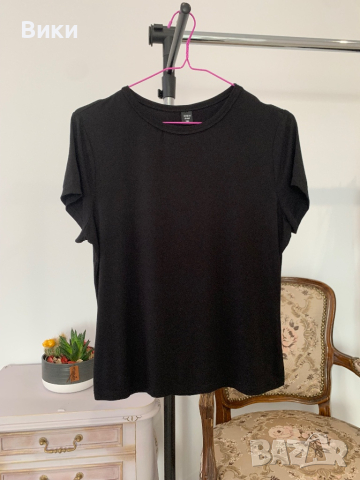 Черна тениска, снимка 3 - Тениски - 44518627