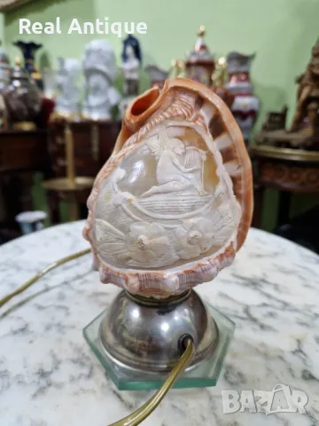 Уникат - Рядка антикварна колекционерска лампа от раковина ръчно гравирана 