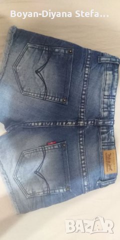 Къси дънки Levis, снимка 2 - Детски къси панталони - 33840298