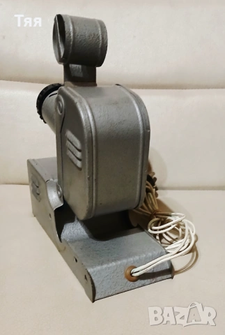 Прожекционен апарат , снимка 5 - Антикварни и старинни предмети - 54004852