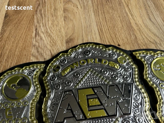 Шампионски пояс AEW World Championship Belt Wrestling Toy Jazwares Kids Replica belt колан, снимка 3 - Други - 51208768