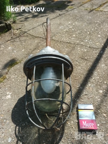 Индустриална лампа, снимка 2 - Лампи за таван - 51098092