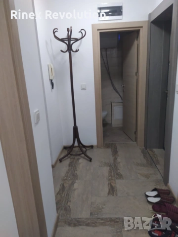 Тристаен апартамент под наем в Кършияка, снимка 2 - Апартаменти - 54062506