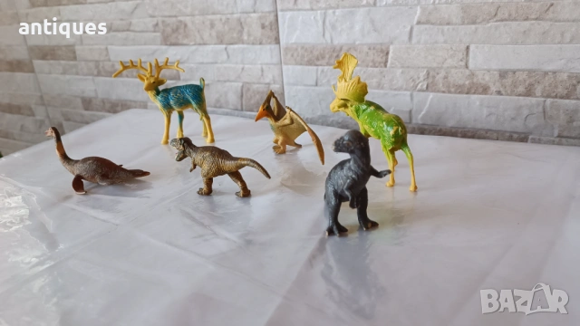 Стари играчки - фигури на динозаври и елени, снимка 3 - Антикварни и старинни предмети - 53108597