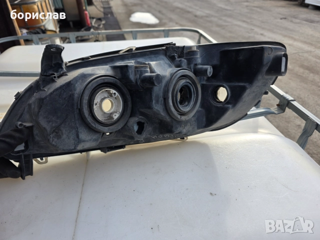 Десен фар за Опел Зафира а , снимка 2 - Части - 52619595