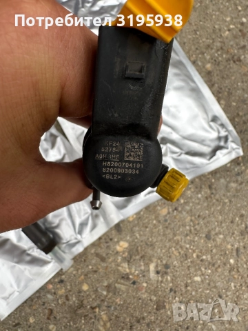 Продавам дюзи за дизелов двигател на автомобил, снимка 2 - Части - 51899724