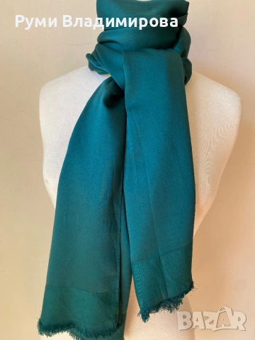 Тъмнозелен шал от сатен, снимка 6 - Шалове - 54357335