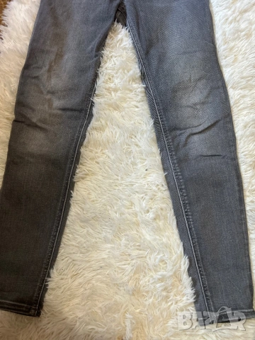 Изчистени сиви дънки , снимка 2 - Дънки - 54359608