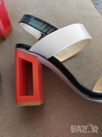 Дамски лачени обувки с интересен ток марка Morissett номер 37, снимка 2 - Дамски обувки на ток - 37676455